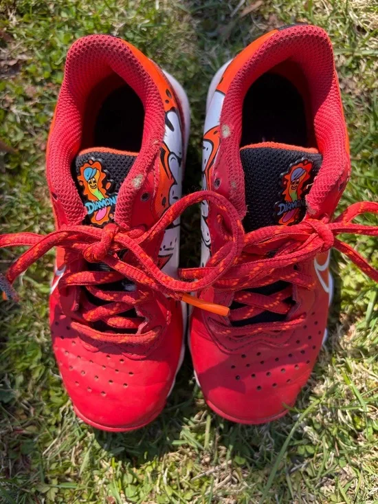 Nike Kids Red and Orange Soccer Cleats - Picture 4 of 4